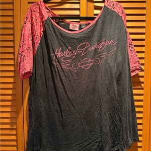 Harley-Davidson Black and Pink Tee